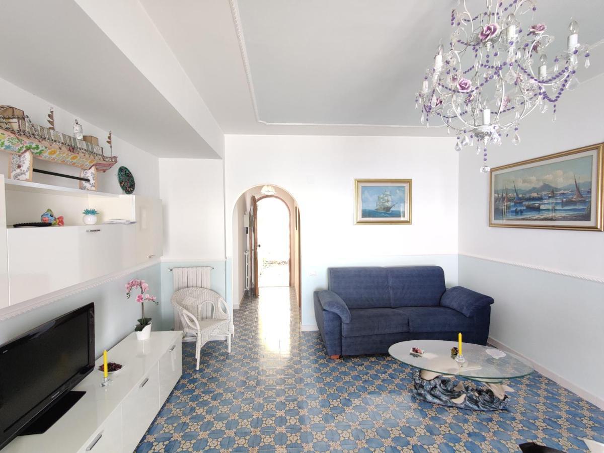 Casa La Scogliera Apartment Praiano Luaran gambar