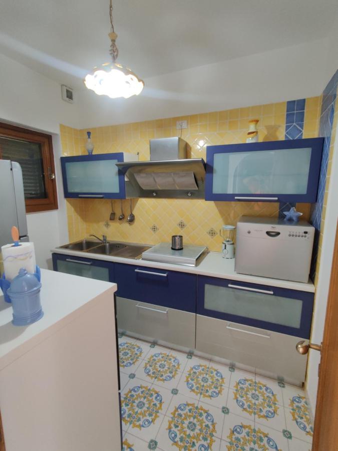 Casa La Scogliera Apartment Praiano Luaran gambar